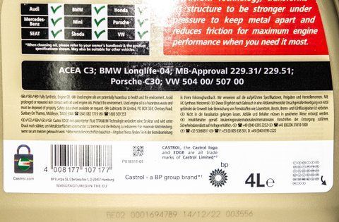 Castrol EDGE Titanium FST LL 5W-30 4 л, (15669A) моторное масло фото